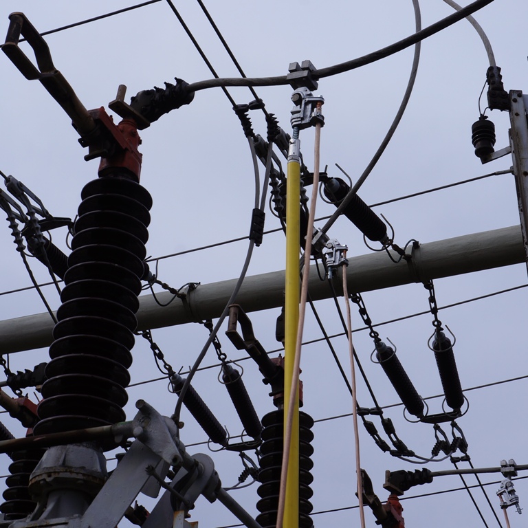 Prajini electroizolante